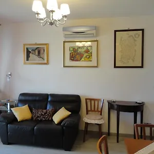 Sardinia Holidays - Domus Patrizia Apartment Quartu SantʼElena