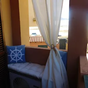  Appartement La Marina With Pool Italie