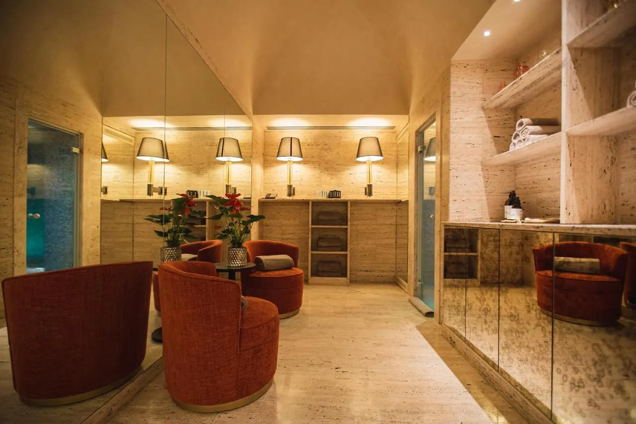 Park Hyatt Milano Hotel 5*, Milan
